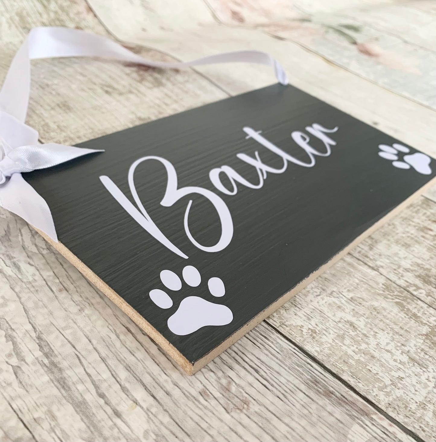 Personalised Grey and White Pet Plaque